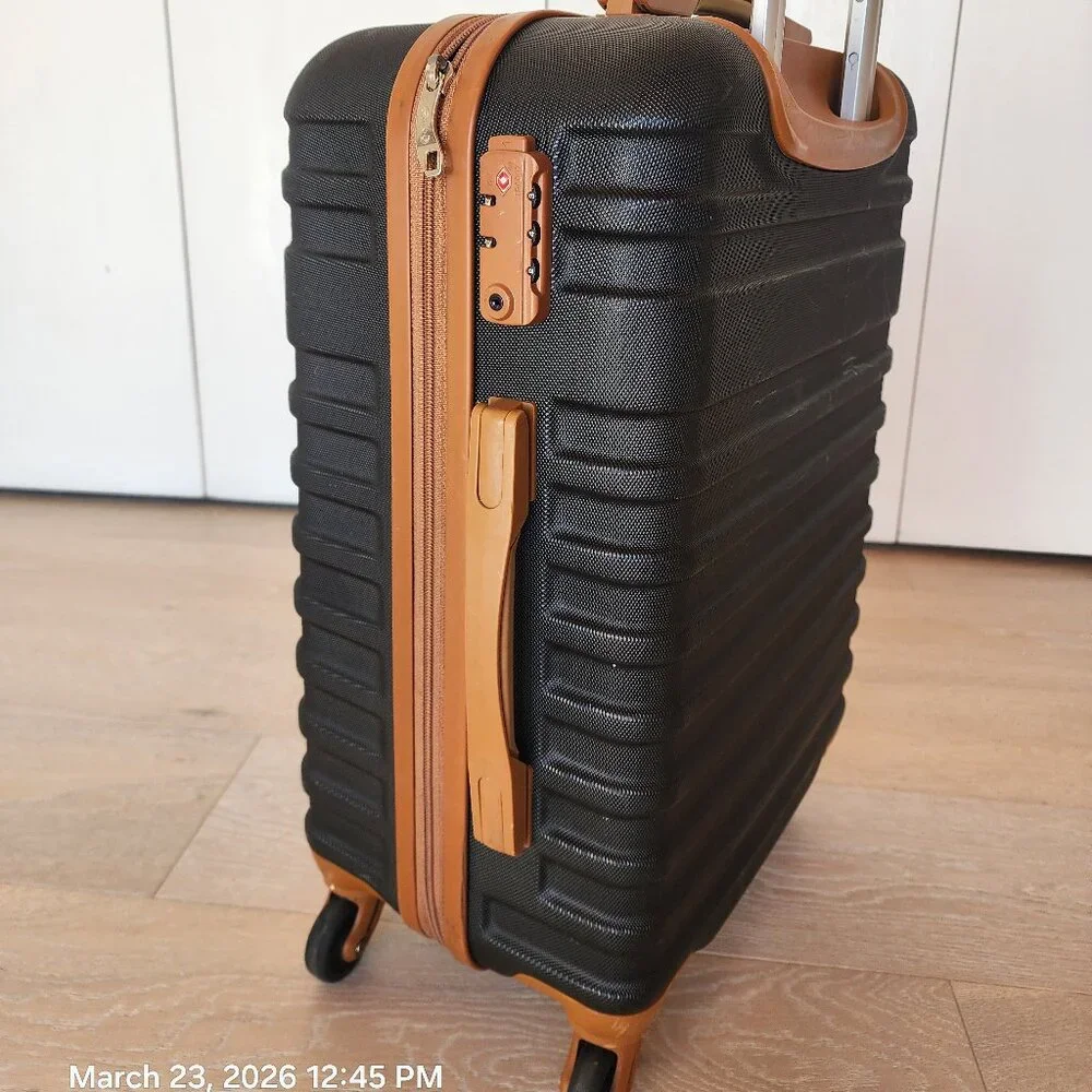 Hardshell Carry-On Spinner Luggage in Black and Tan